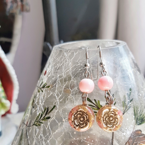 Rose_Earrings - Picture 3 of 3